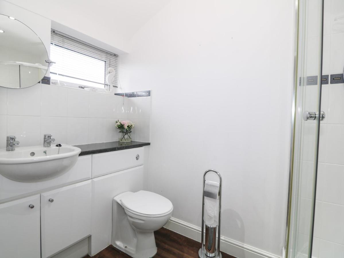 8 Marina View Villa Pwllheli Exterior photo